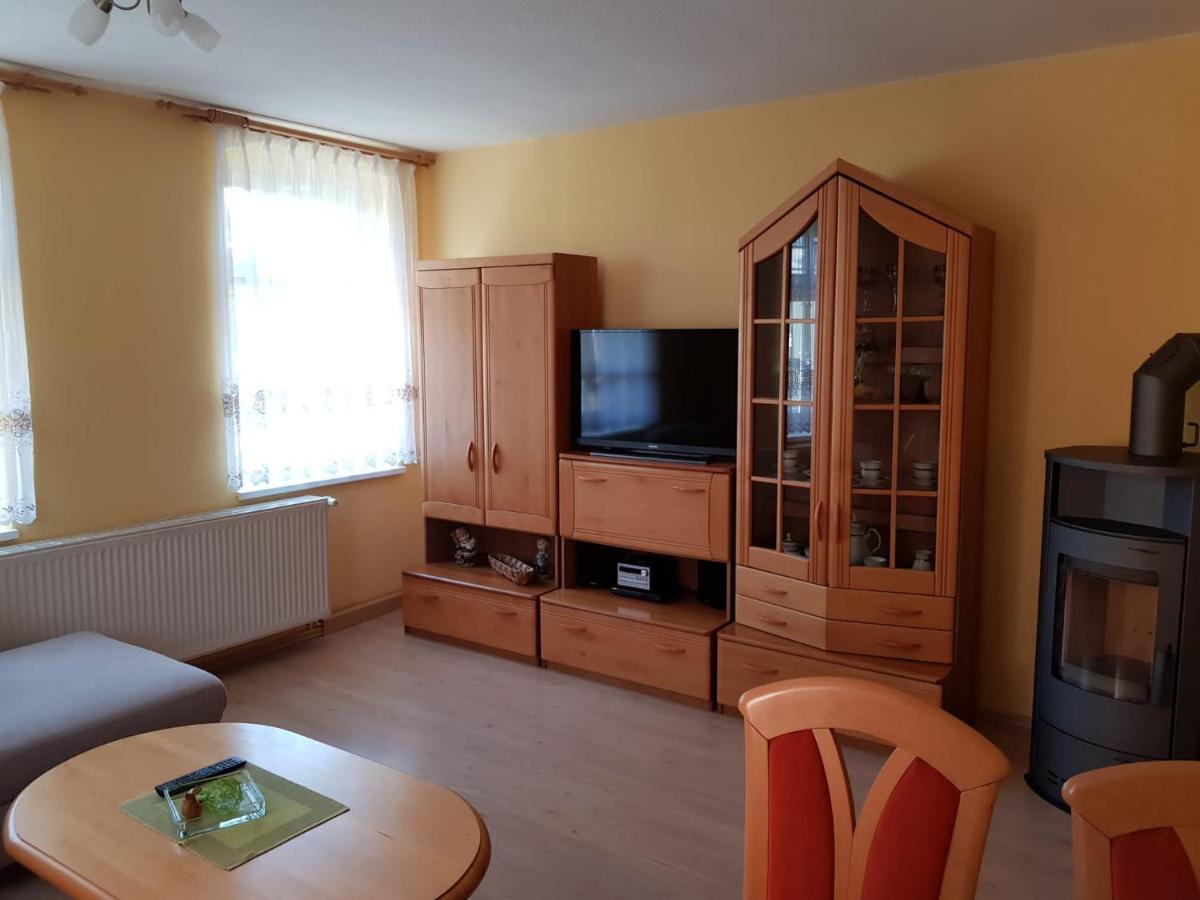Ferienwohnung Karlguth 노이슈타트 인 작센 외부 사진
