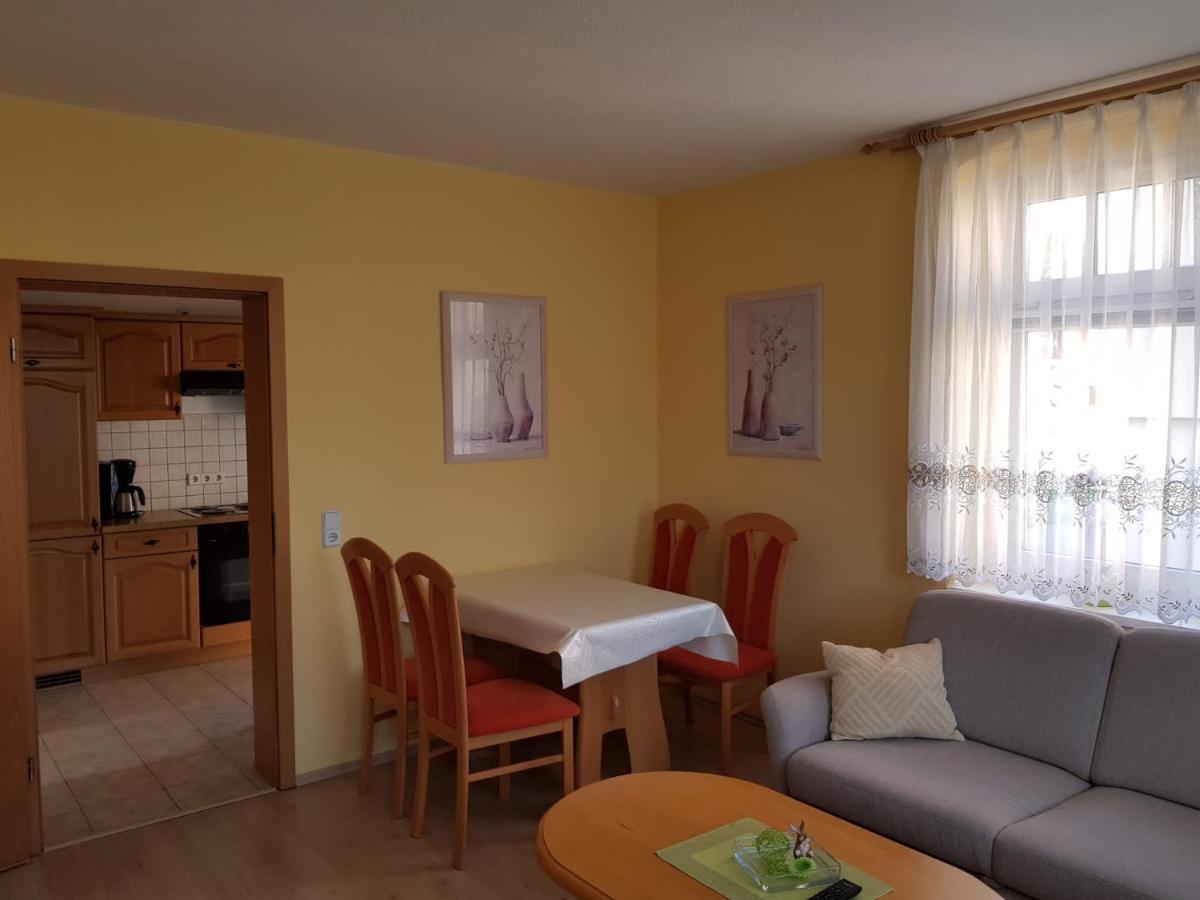 Ferienwohnung Karlguth 노이슈타트 인 작센 외부 사진