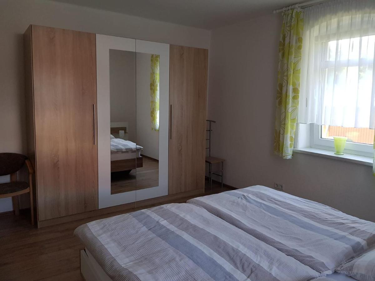 Ferienwohnung Karlguth 노이슈타트 인 작센 외부 사진