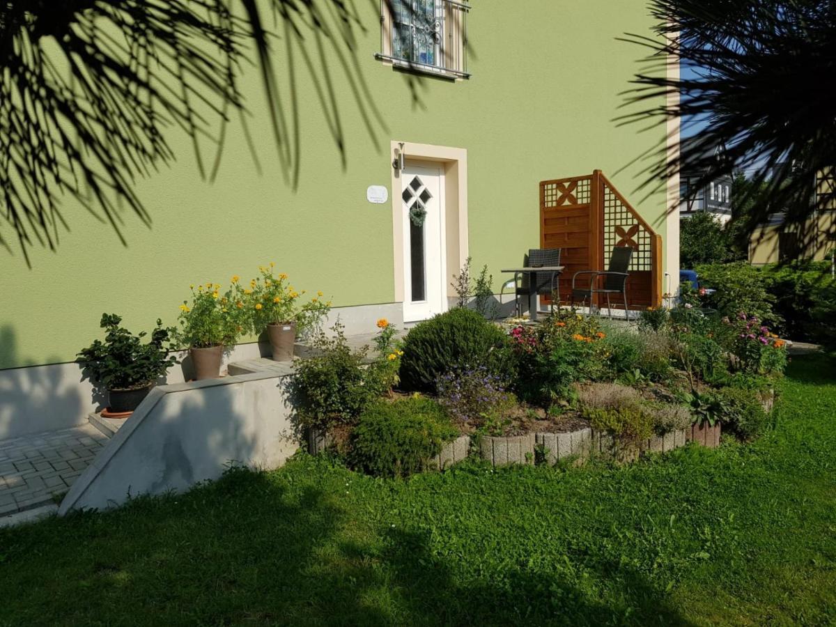 Ferienwohnung Karlguth 노이슈타트 인 작센 외부 사진